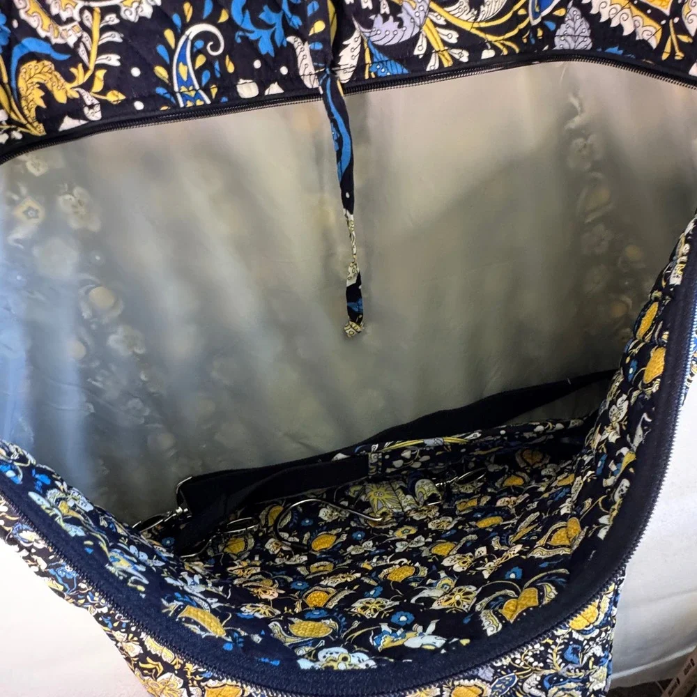 Vera Bradley Ellie Blue Hanging Garment Bag Travel Suit Dress Organizer Retired